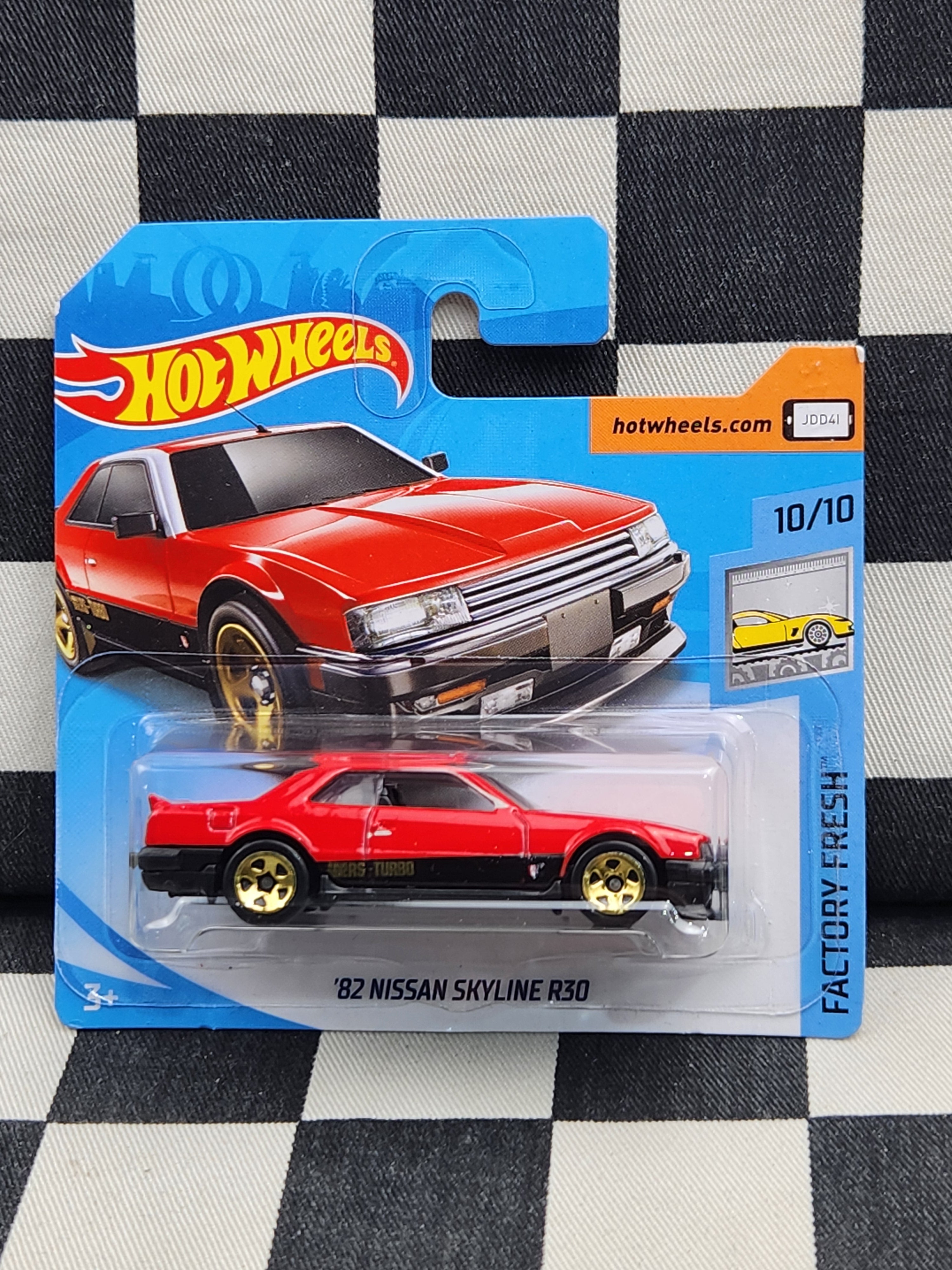 Hot Wheels 2018 Factory Fresh 82 Nissan Skyline R30 Red SC