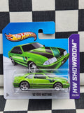 Hot Wheels 2013 Showroom 92 Ford Mustang Fox Body Green SC