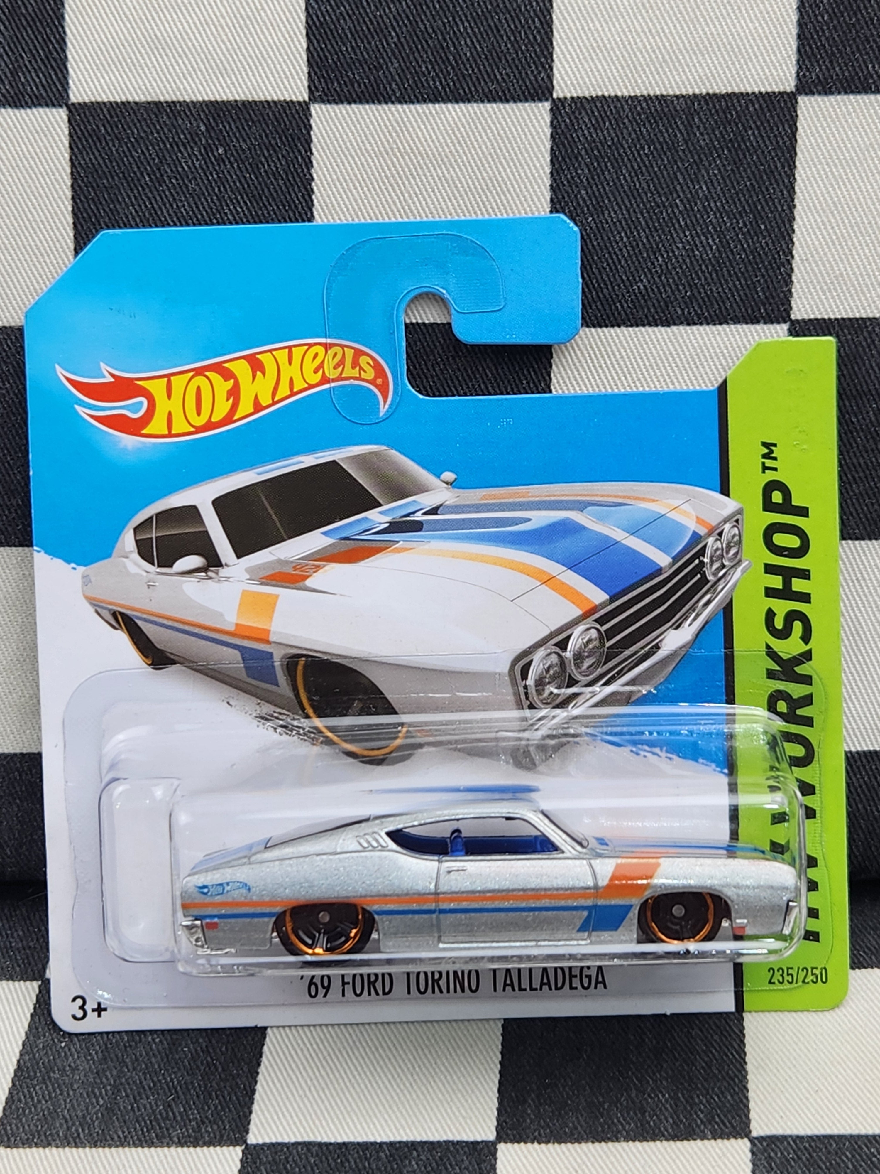 Hot Wheels 2014 Workshop 69 Ford Torino Talladega Silver Sc