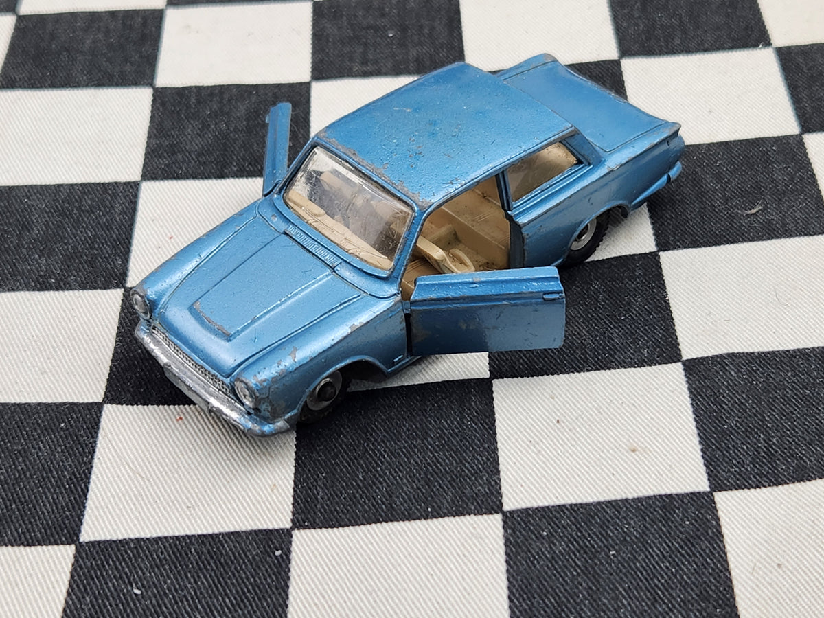 Vintage Dinky 1:43 Ford MK1 Cortina