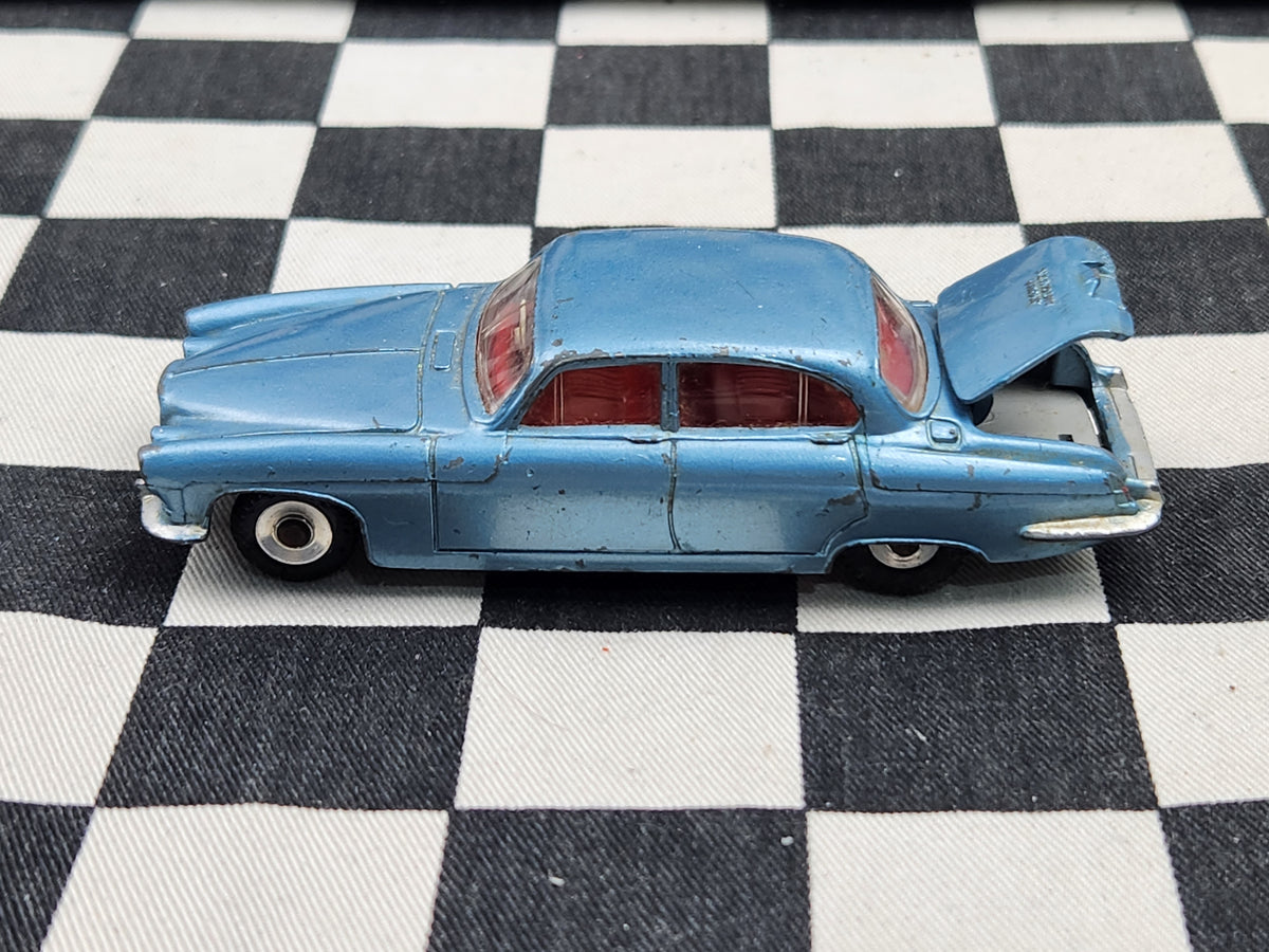 Vintage Dinky 1:43 Jaguar MK X