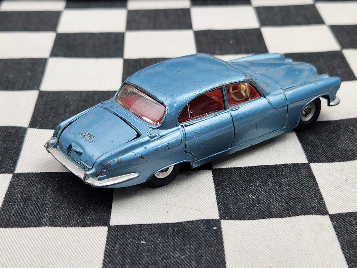 Vintage Dinky 1:43 Jaguar MK X