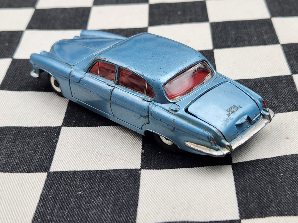 Vintage Dinky 1:43 Jaguar MK X
