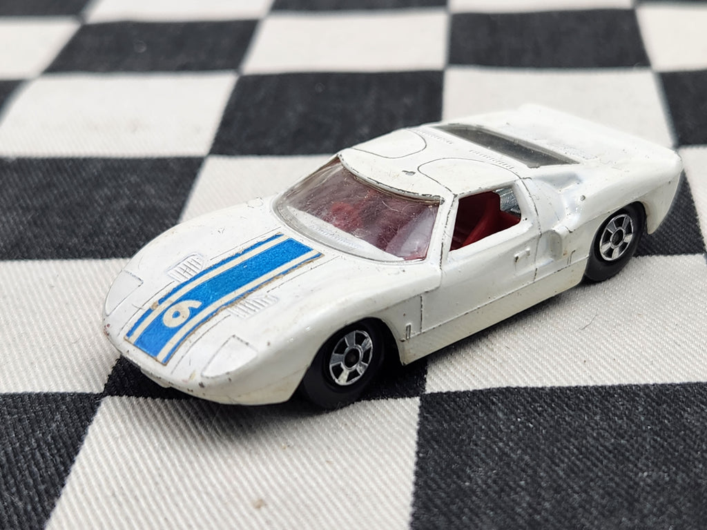 Vintage Loose Matchbox Ford GT Transitional Wheel Variant