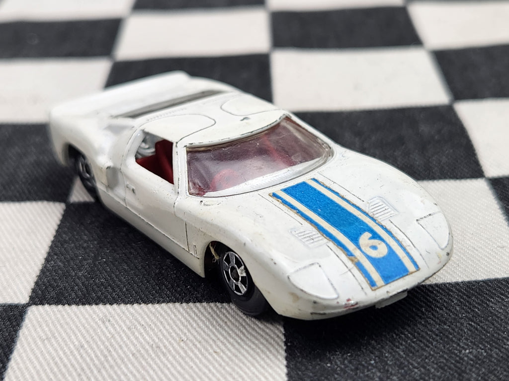 Vintage Loose Matchbox Ford GT Transitional Wheel Variant