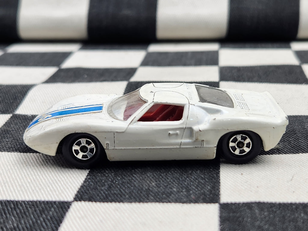 Vintage Loose Matchbox Ford GT Transitional Wheel Variant