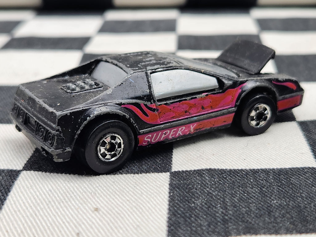 Vintage Loose Hot Wheels CRACK UP'S Super X Sport Crasher