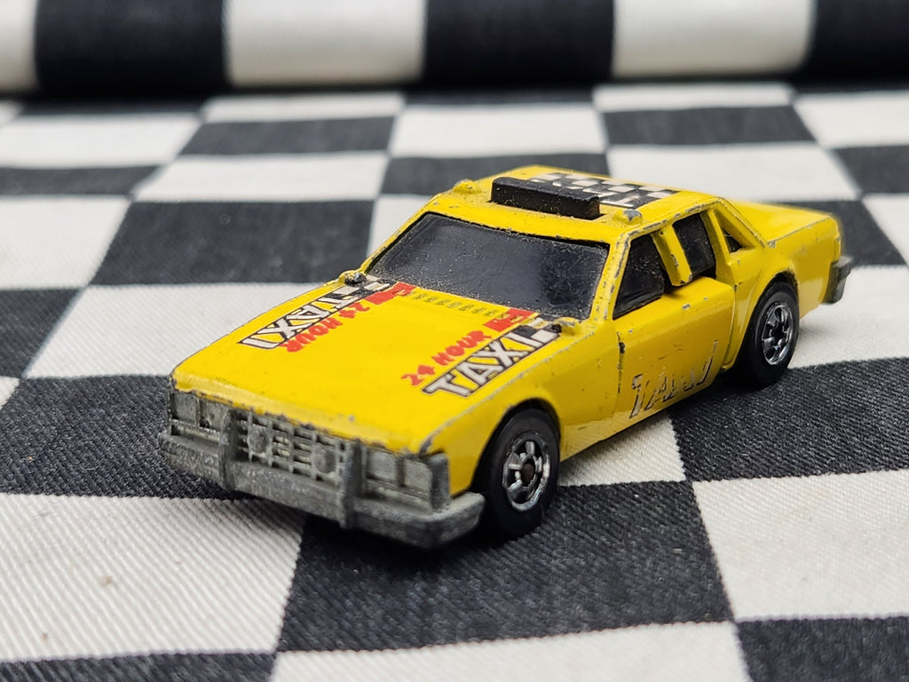 Vintage Loose Hot Wheels CRACK UP'S City Taxi Super Blaster