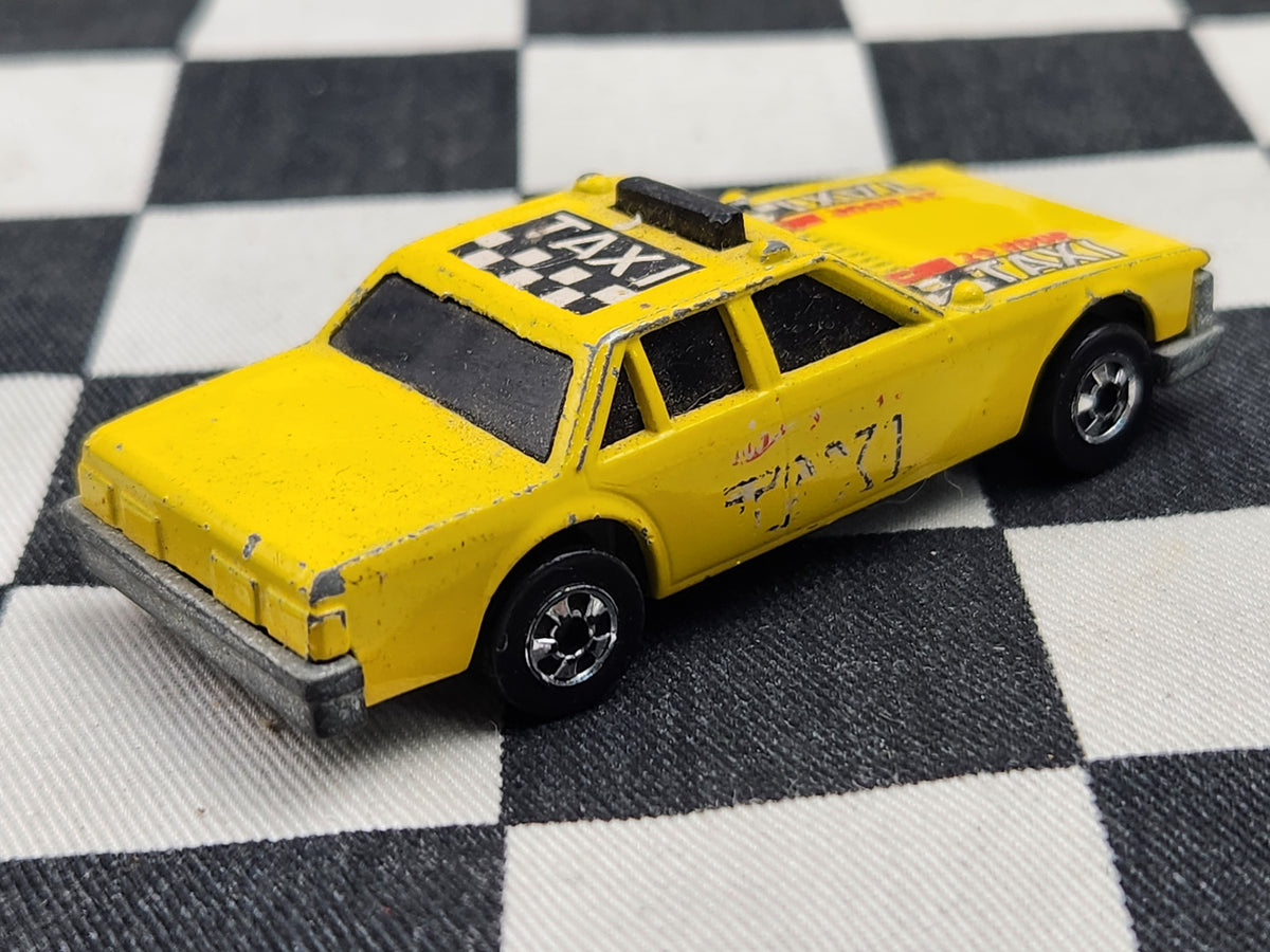 Vintage Loose Hot Wheels CRACK UP'S City Taxi Super Blaster