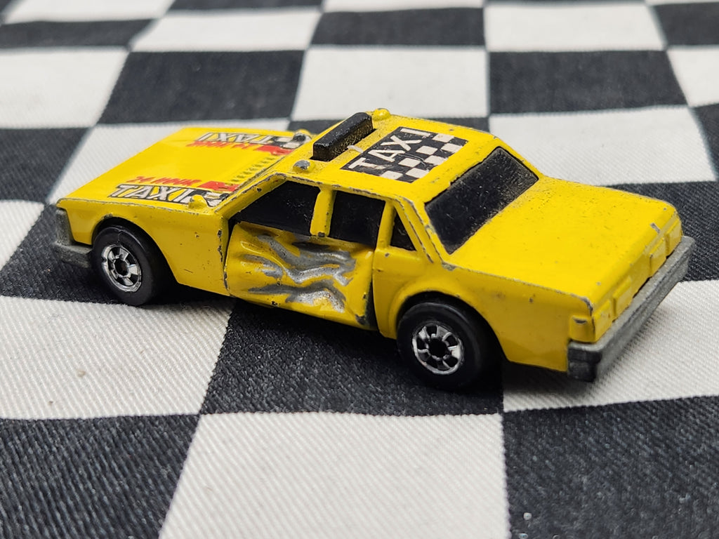 Vintage Loose Hot Wheels CRACK UP'S City Taxi Super Blaster