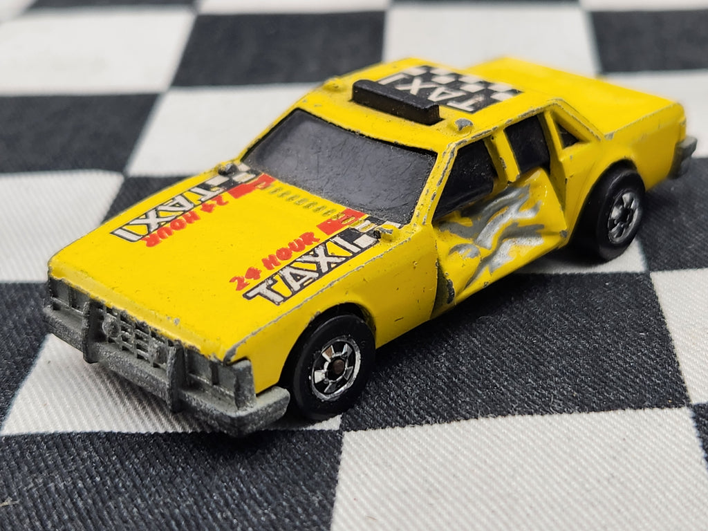 Vintage Loose Hot Wheels CRACK UP'S City Taxi Super Blaster