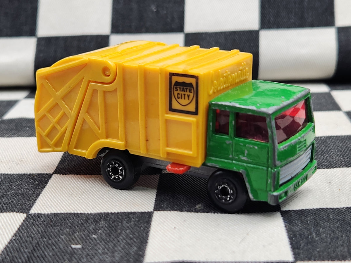 Vintage Loose Matchbox Superfast Refuse Truck