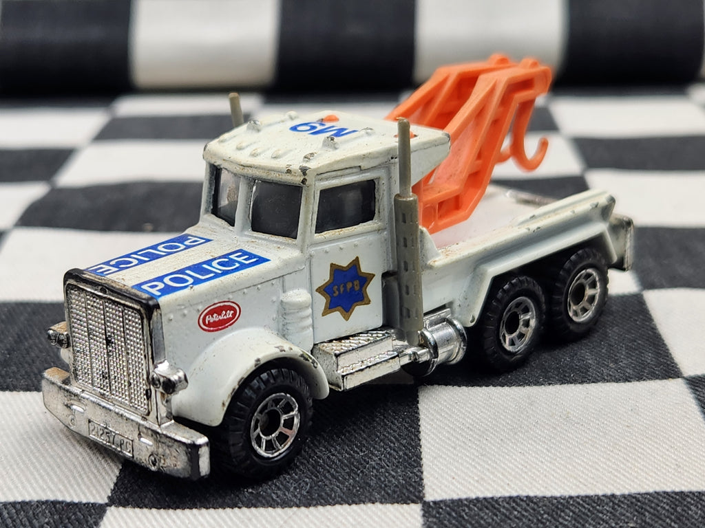 Vintage Loose Matchbox Peterbilt Police Tow Truck Wrecker