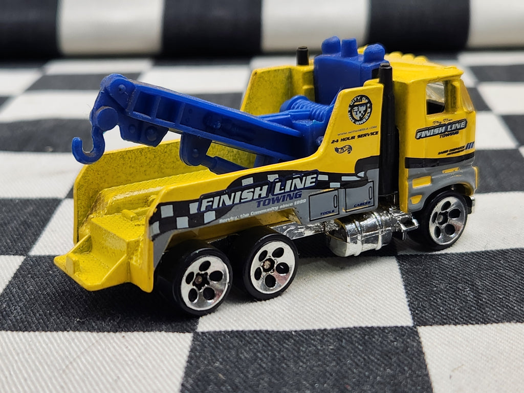 Vintage Loose Hot Wheels Finish Line Towing Tow Truck Wrecker