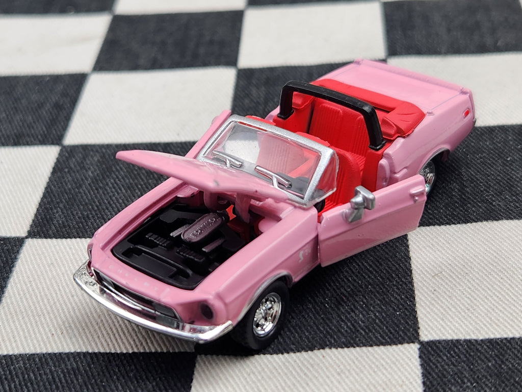 Loose Shelby Collectibles Pink 1968 Shelby Mustang GT500KR Convertible