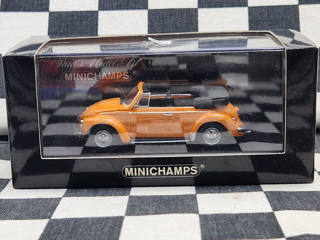 Minichamps 1:43 Volkswagen 1302 Beetle Cabriolet 1974 Orange