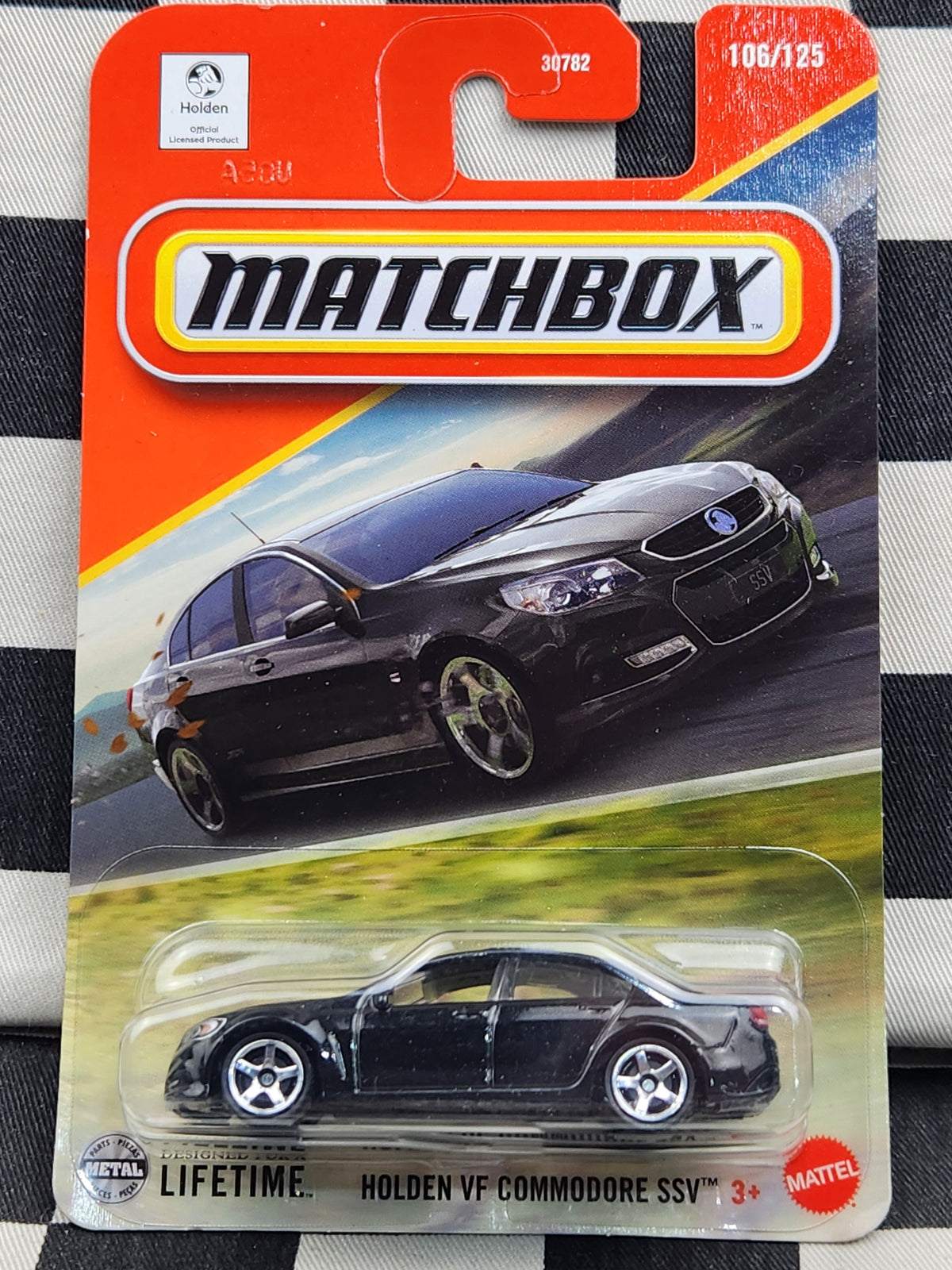 Matchbox Holden Commodore VF SSV Sedan Black