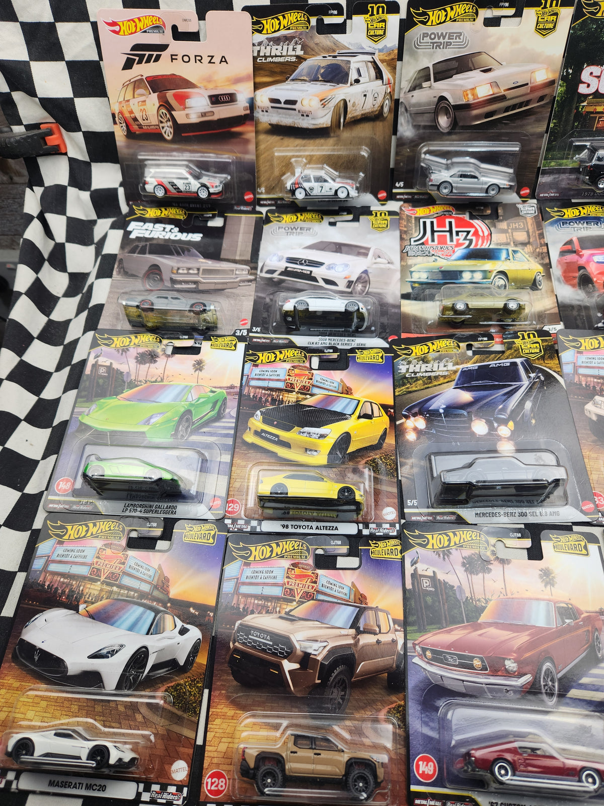 Hot Wheels Premium MEGA CLEARANCE BUNDLE #2 20 Cars  20 Rubber Tyre metal Chassis Premium range cars