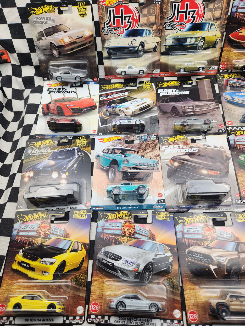 Hot Wheels Premium MEGA CLEARANCE BUNDLE #4 20 Cars  20 Rubber Tyre metal Chassis Premium range cars