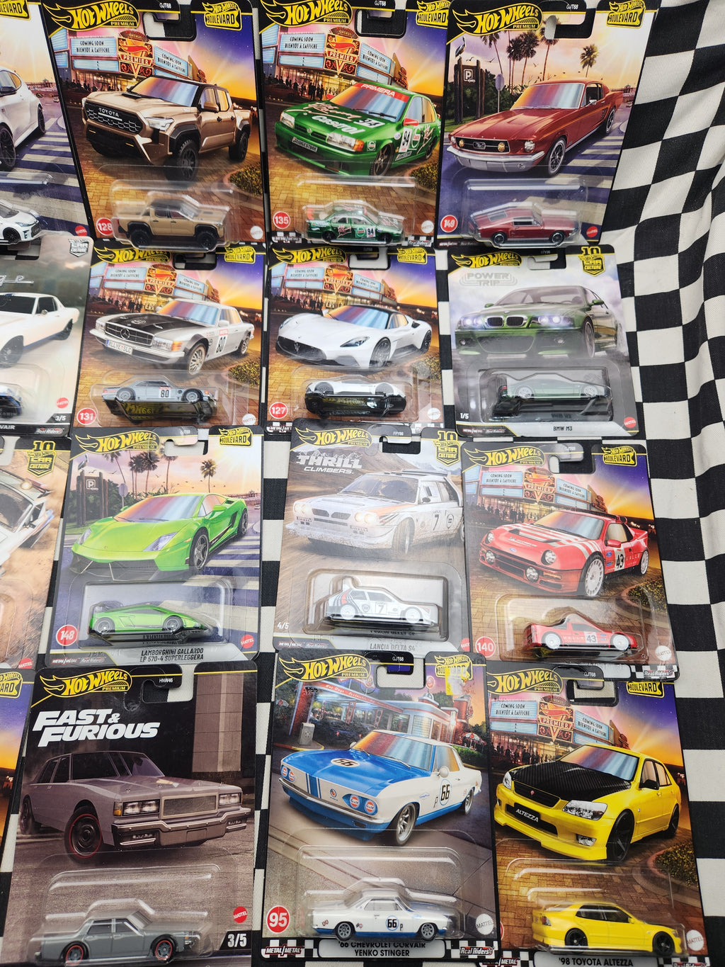 Hot Wheels Premium MEGA CLEARANCE BUNDLE #7 20 Cars  20 Rubber Tyre metal Chassis Premium range cars