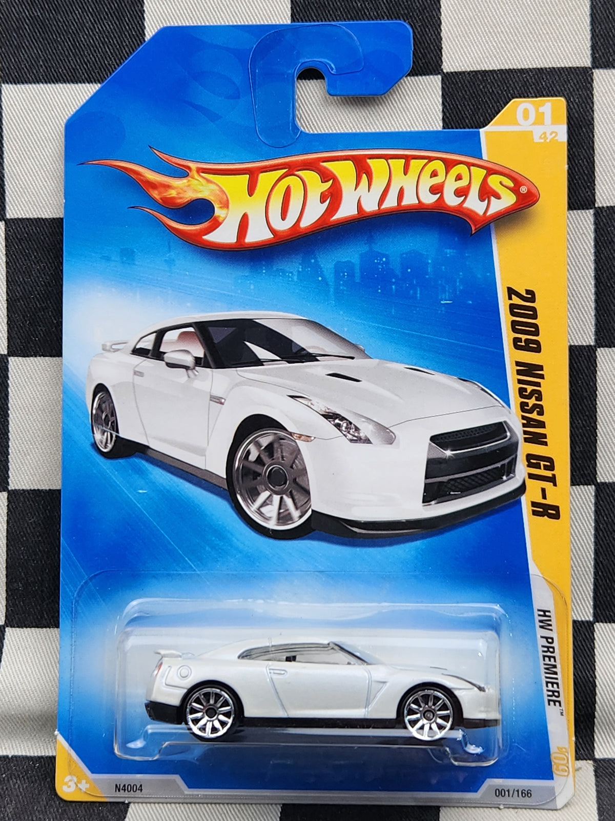 Hot Wheels 2009 First Edition Nissan GT-R R35  White