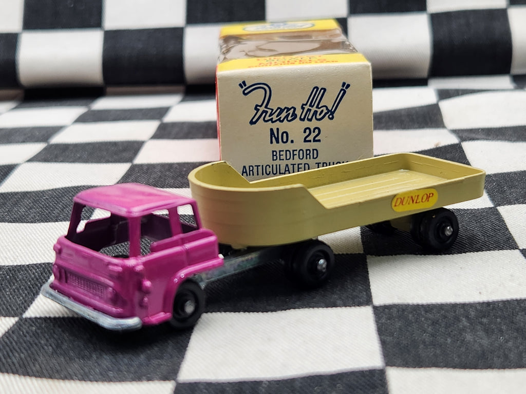 Vintage FUN HO NZ #22 Bedford Articulated Truck Dunlop