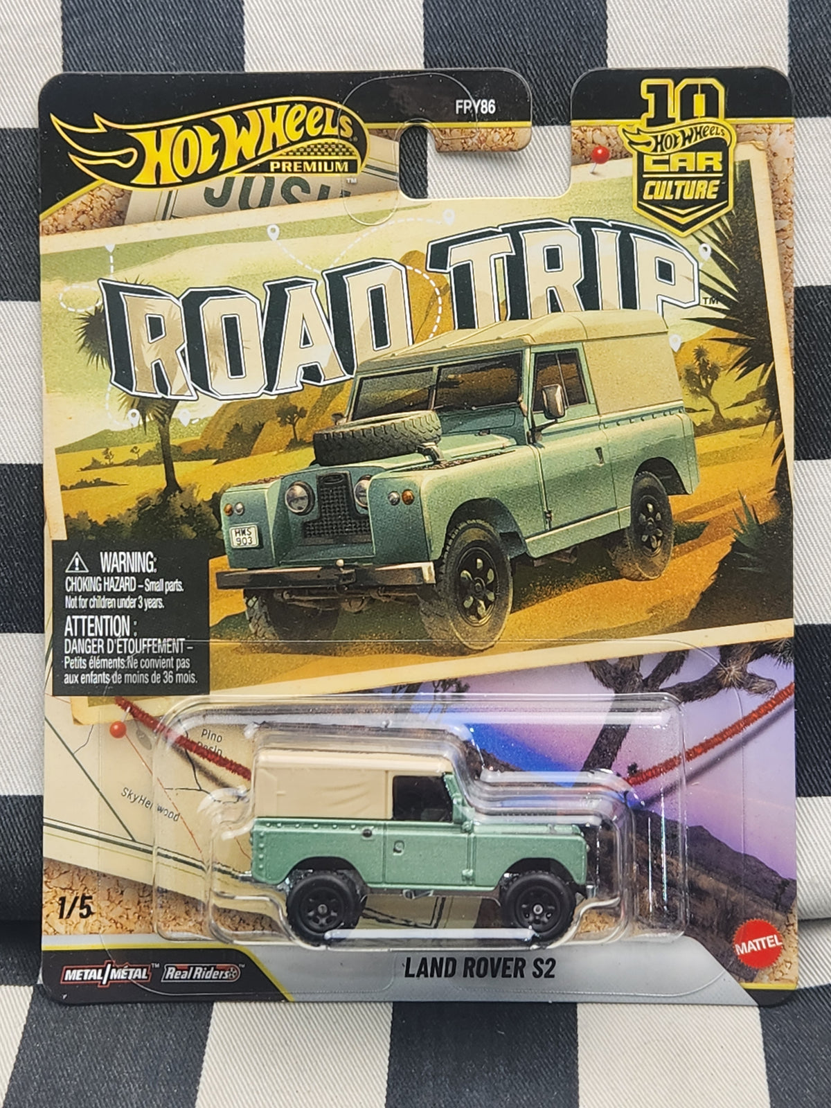 Hot Wheels Premium Road Trip Land Rover S2
