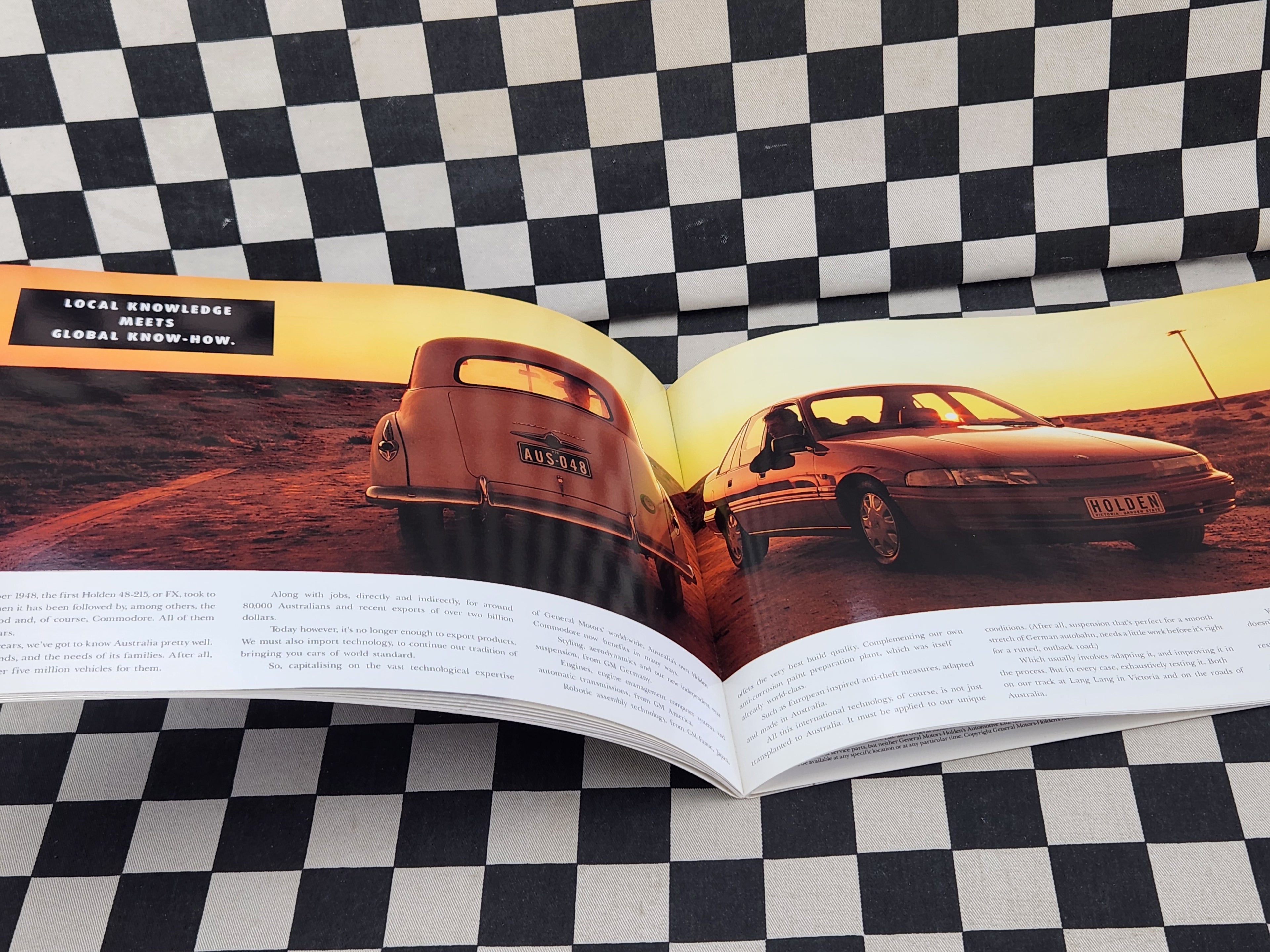VP Holden Commodore V6 V8 Executive Berlina SS Sales Brochure