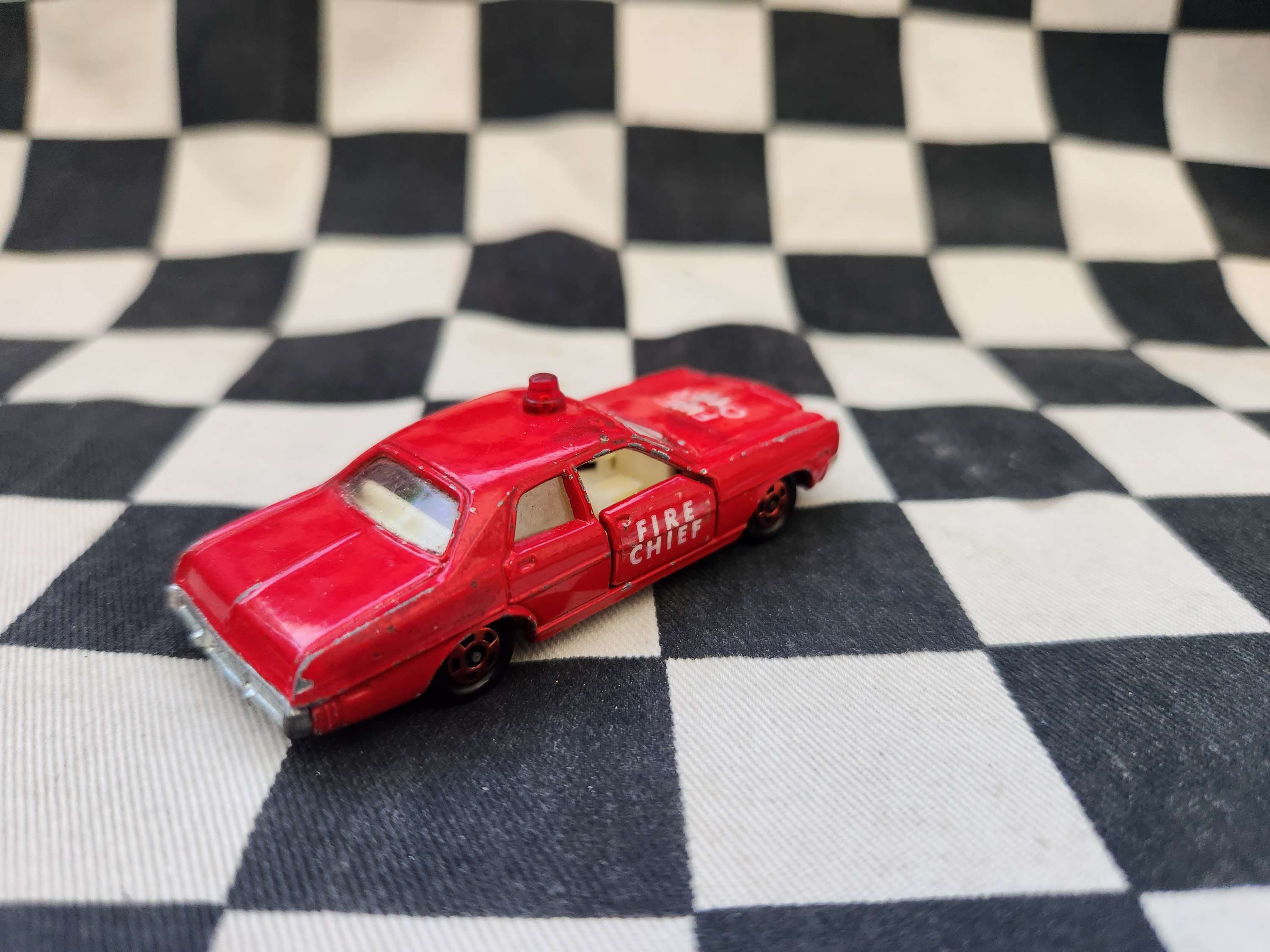 Vintage Loose Tomica Dodge Coronet Custom Fire Chief