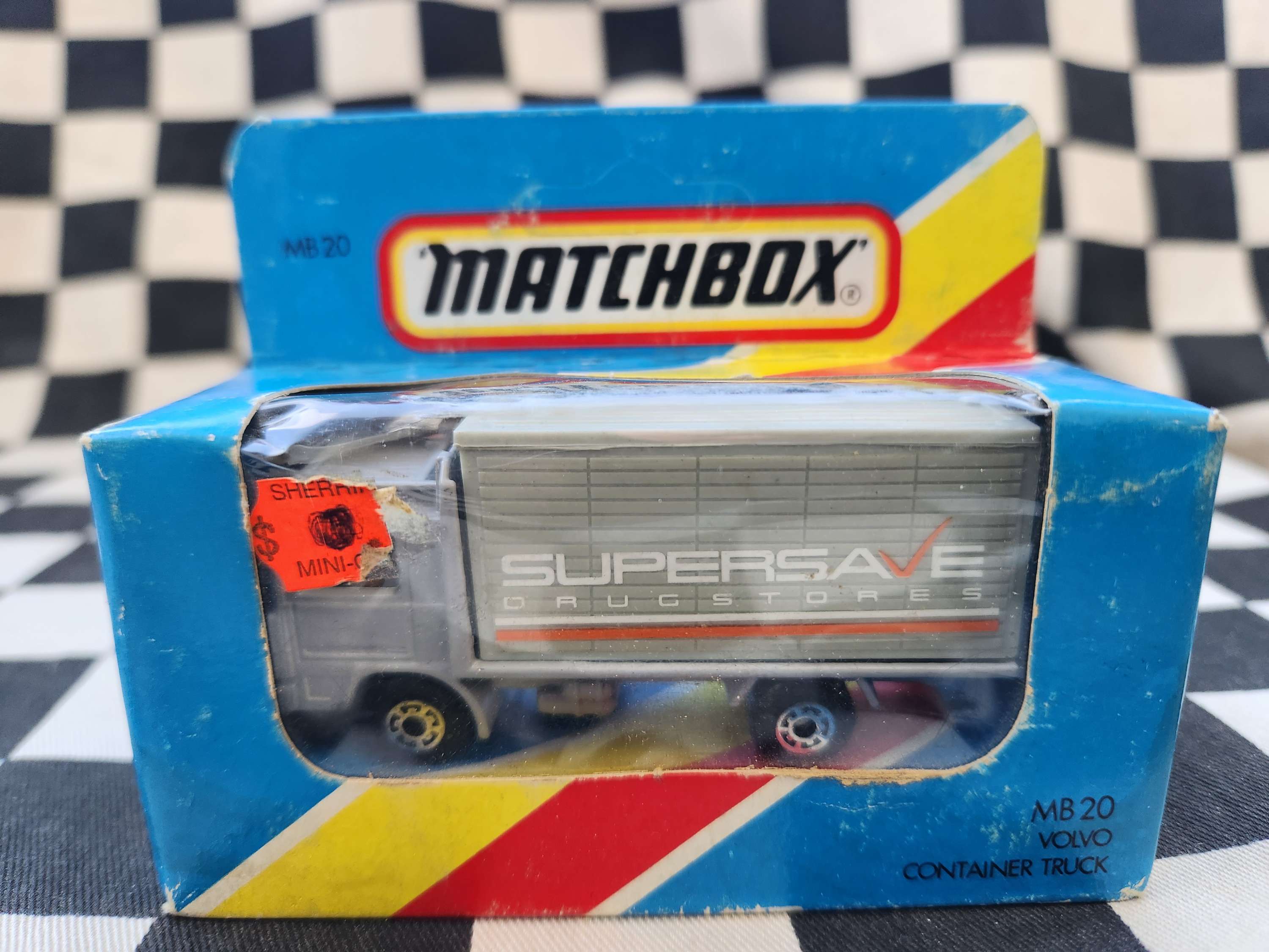 Matchbox Blue Box #20 Volvo Container Truck Supersave Drugstores Grey