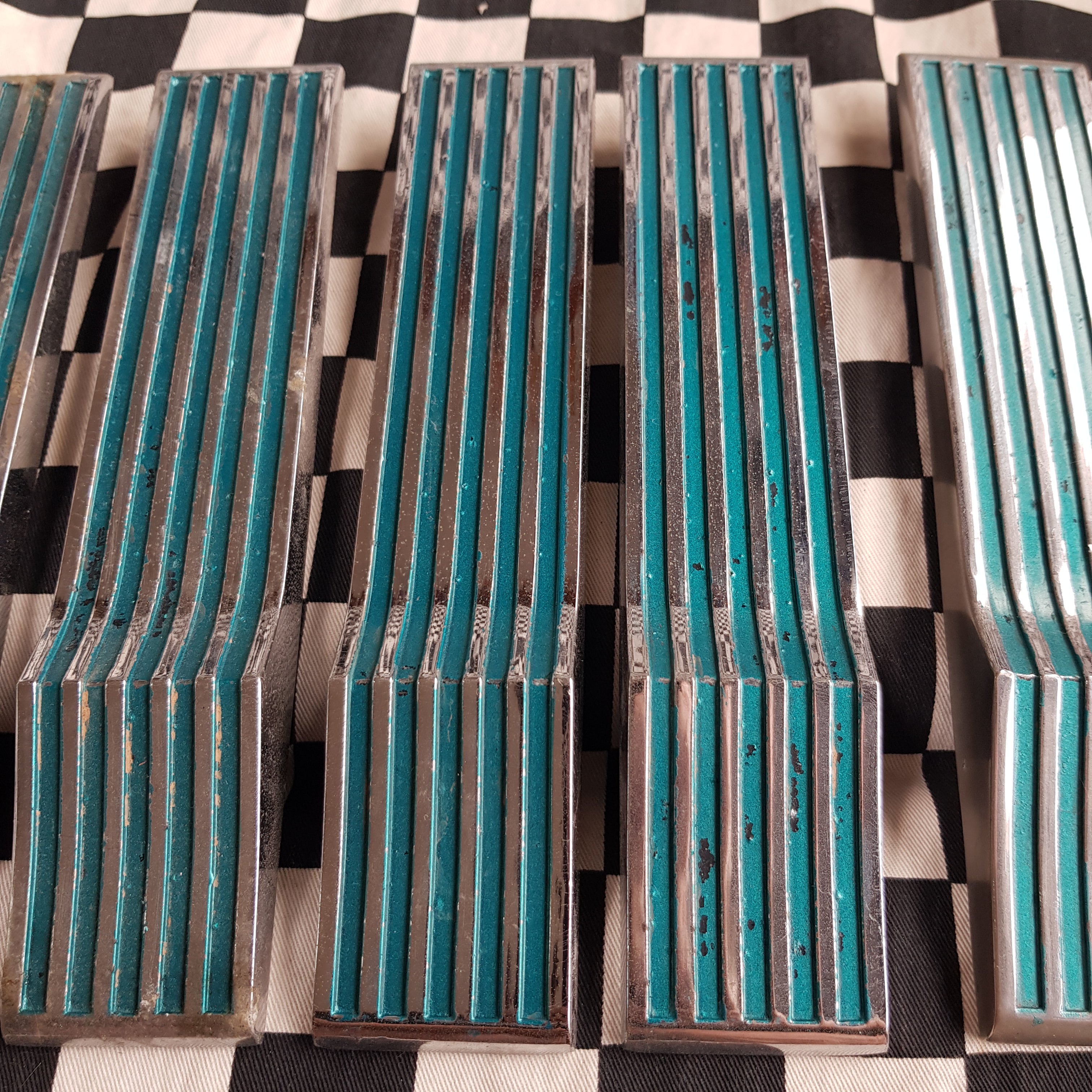 1962 Ford Thunderbird Rear Side Spears/Badges Full Set of 6