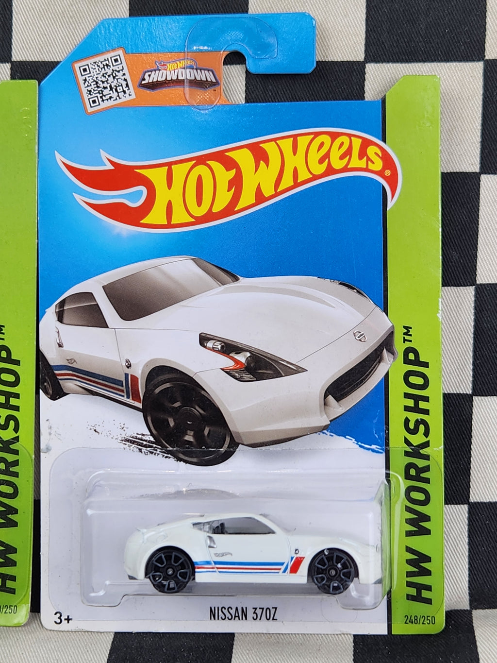 Hot Wheels 2014 Workshop Nissan 370Z Your Choice of