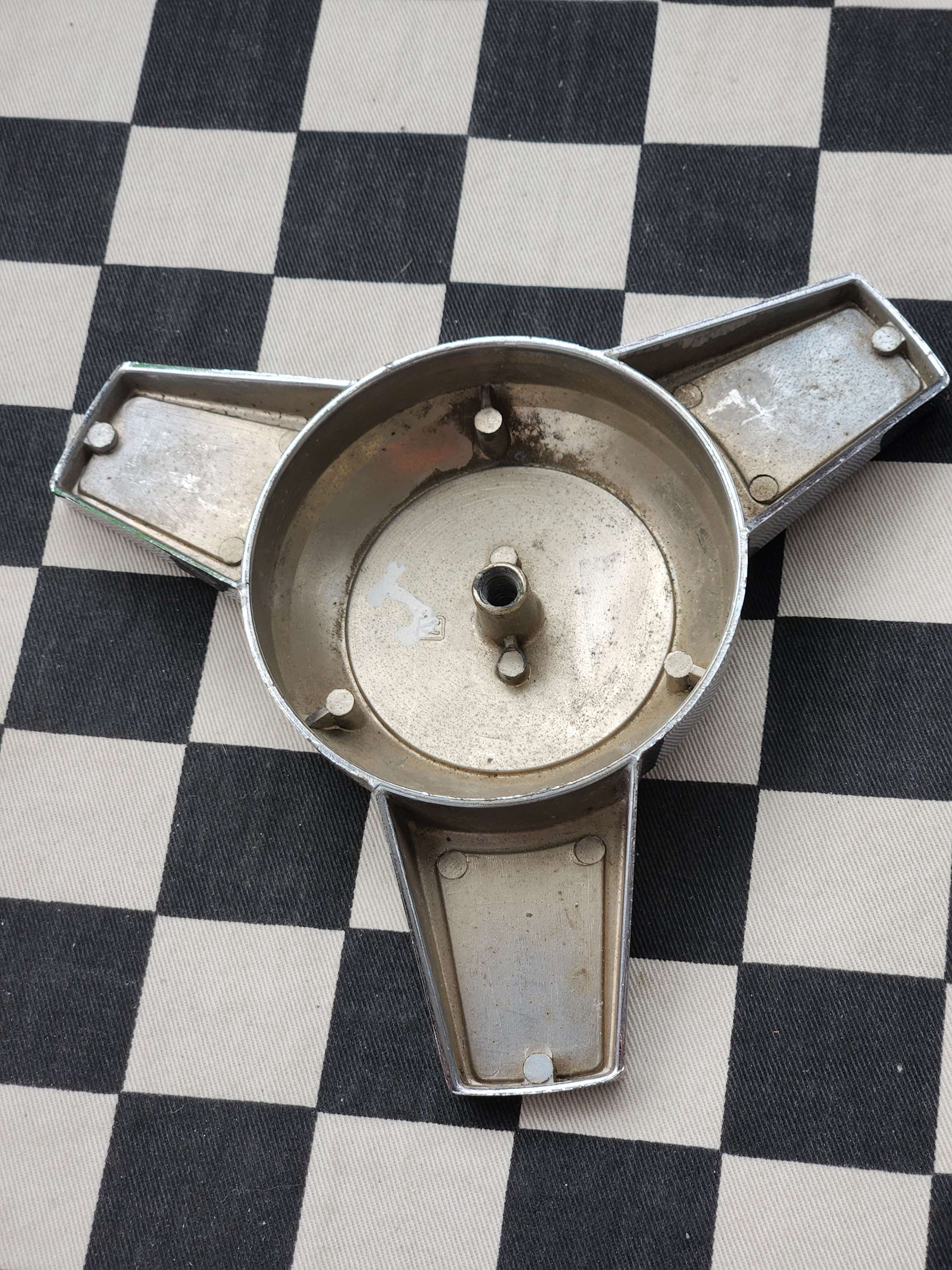 Genuine Vintage Cragar Keystone Centre Spinner Cap