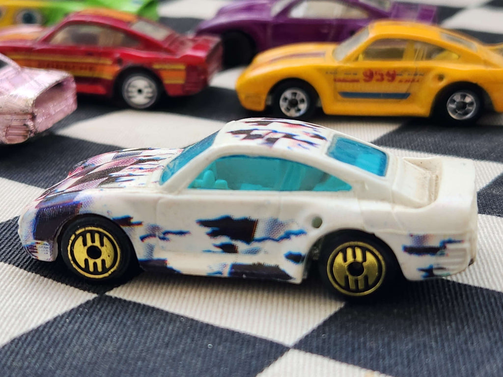 Vintage Loose Hot Wheels Porsche 959 Your Choice of