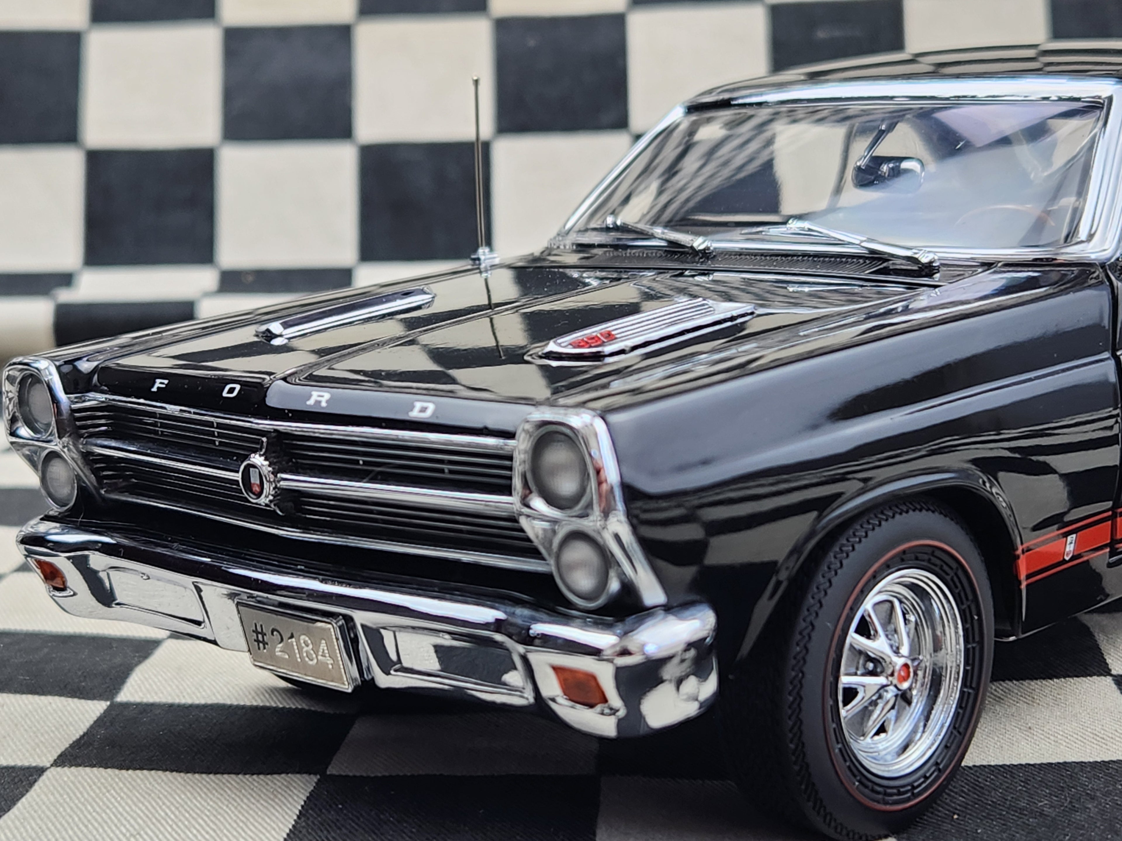 1/18 GMP 1966 Ford Fairlane GTA Black