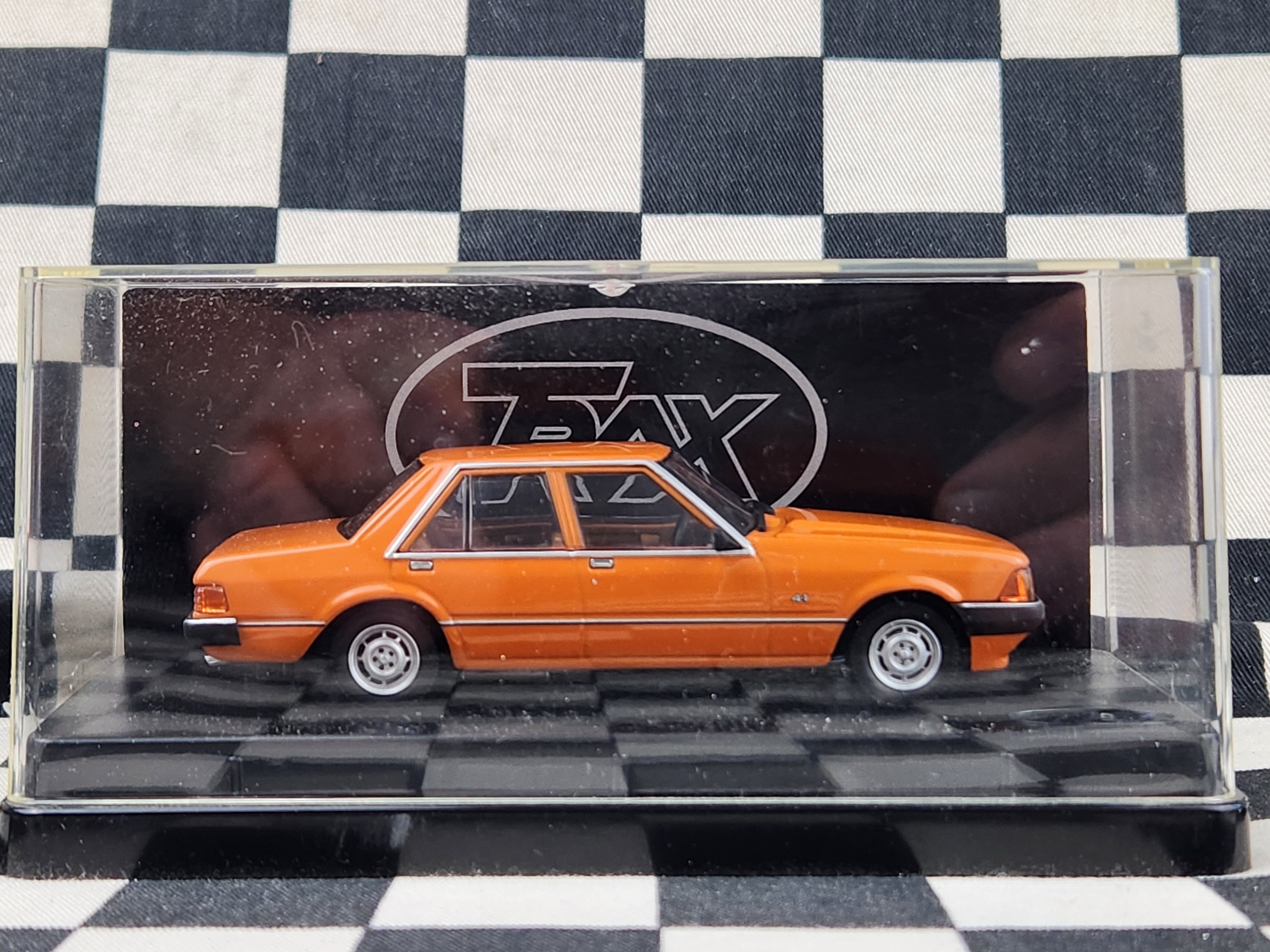 Trax 1/43 Ford XD Falcon Sedan Burnt Orange TR84