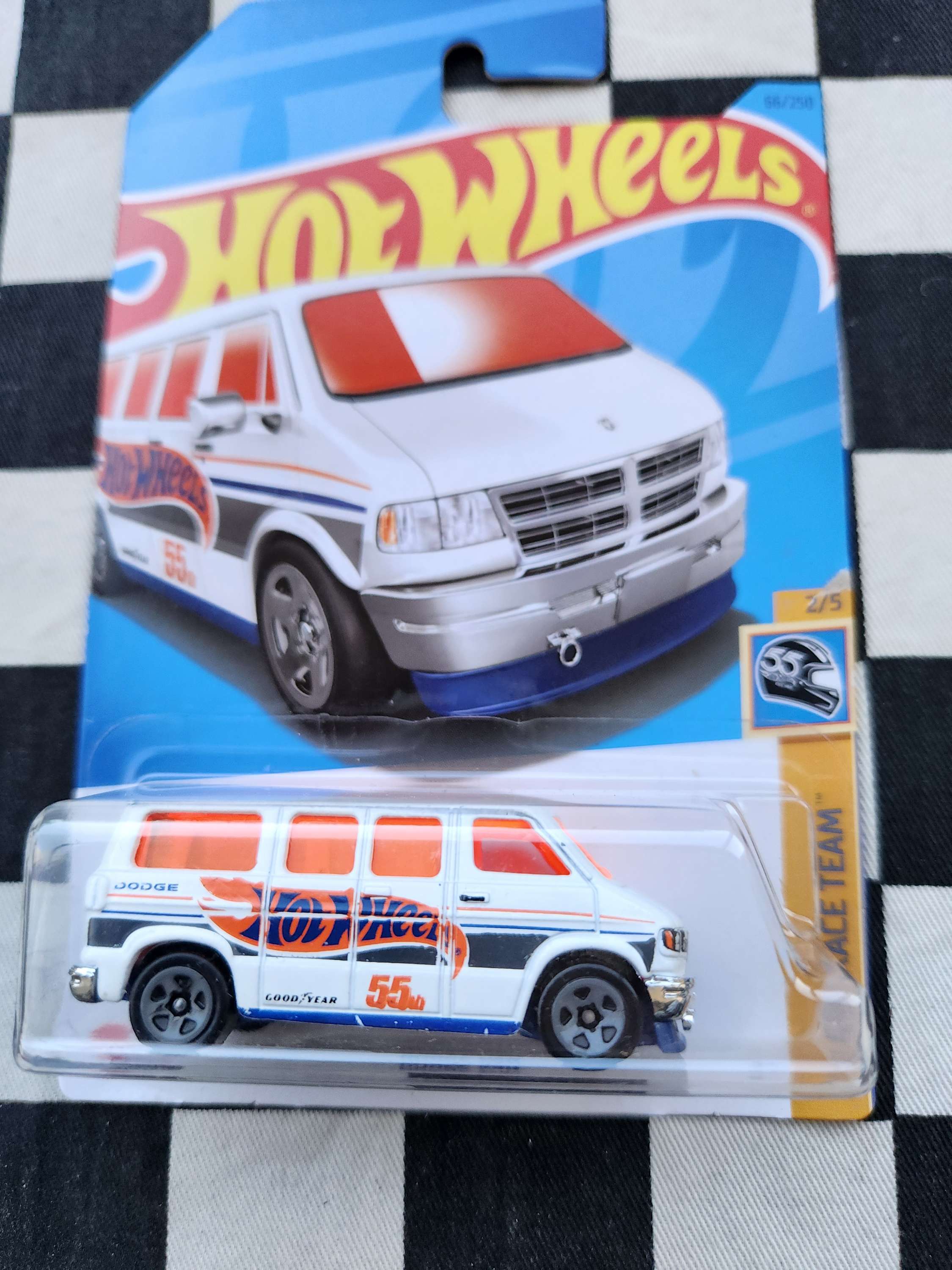 Hot Wheels 2023 55 Race Team Dodge Van White