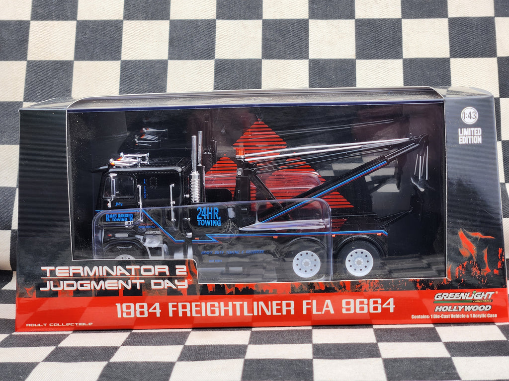 Greenlight 1/43 TERMINATOR Judgement Day  1984 Freightliner FLA 9664 Tow Truck