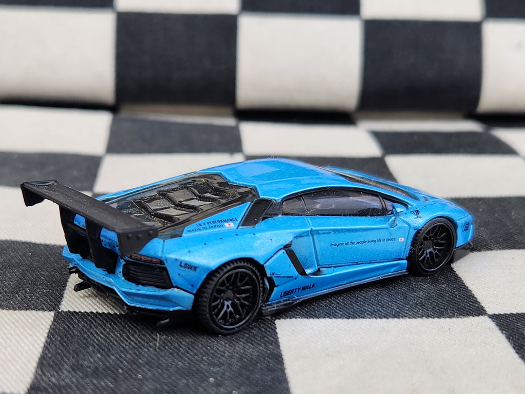 Loose Hot Wheels Elite 64  LWBK Lamborghini Adventador LP 700 4