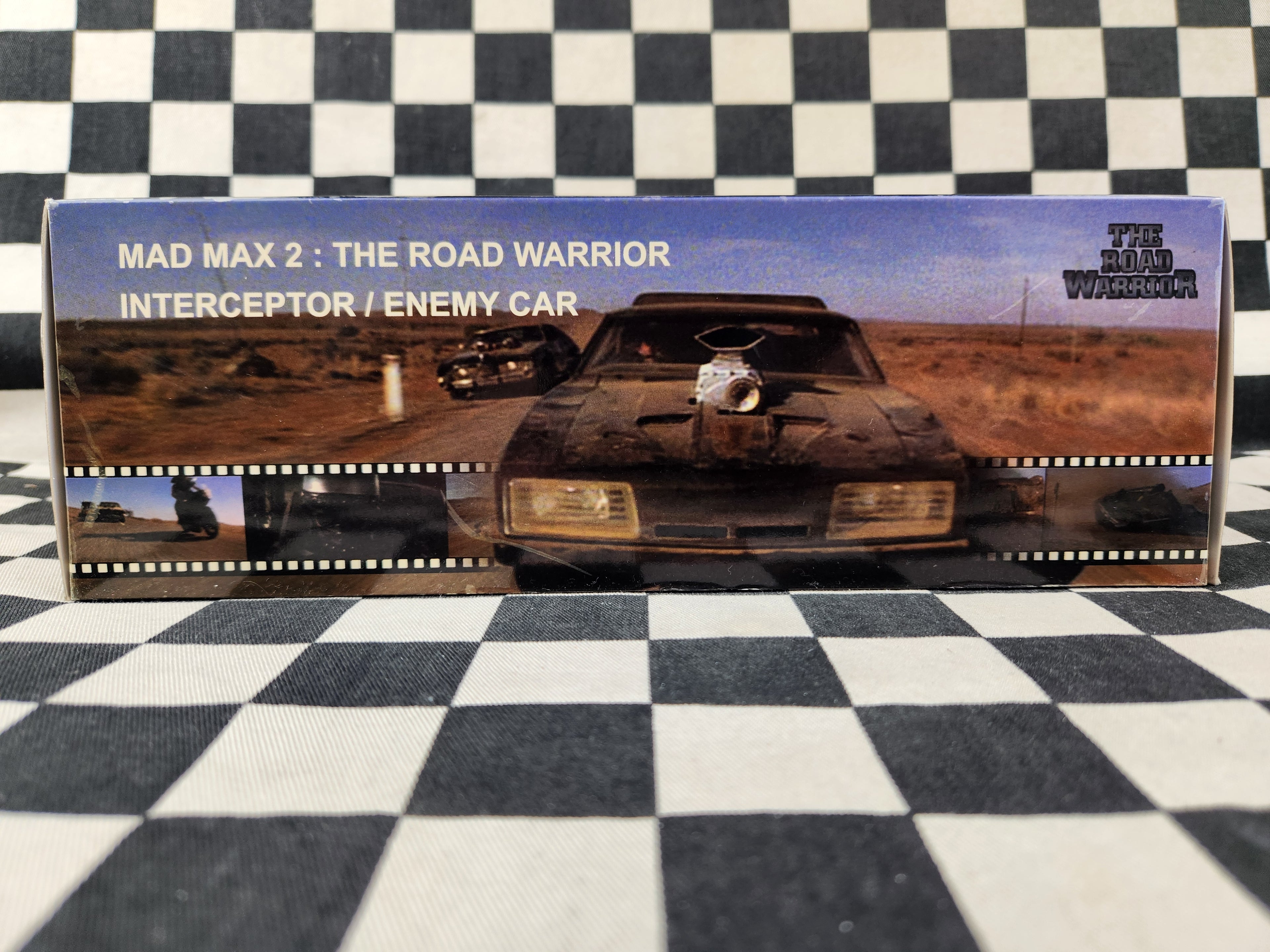 AutoArt 1:43 Mad Max 2 The Road Warrior Ford XB Interceptor / Enemy Car  Landau