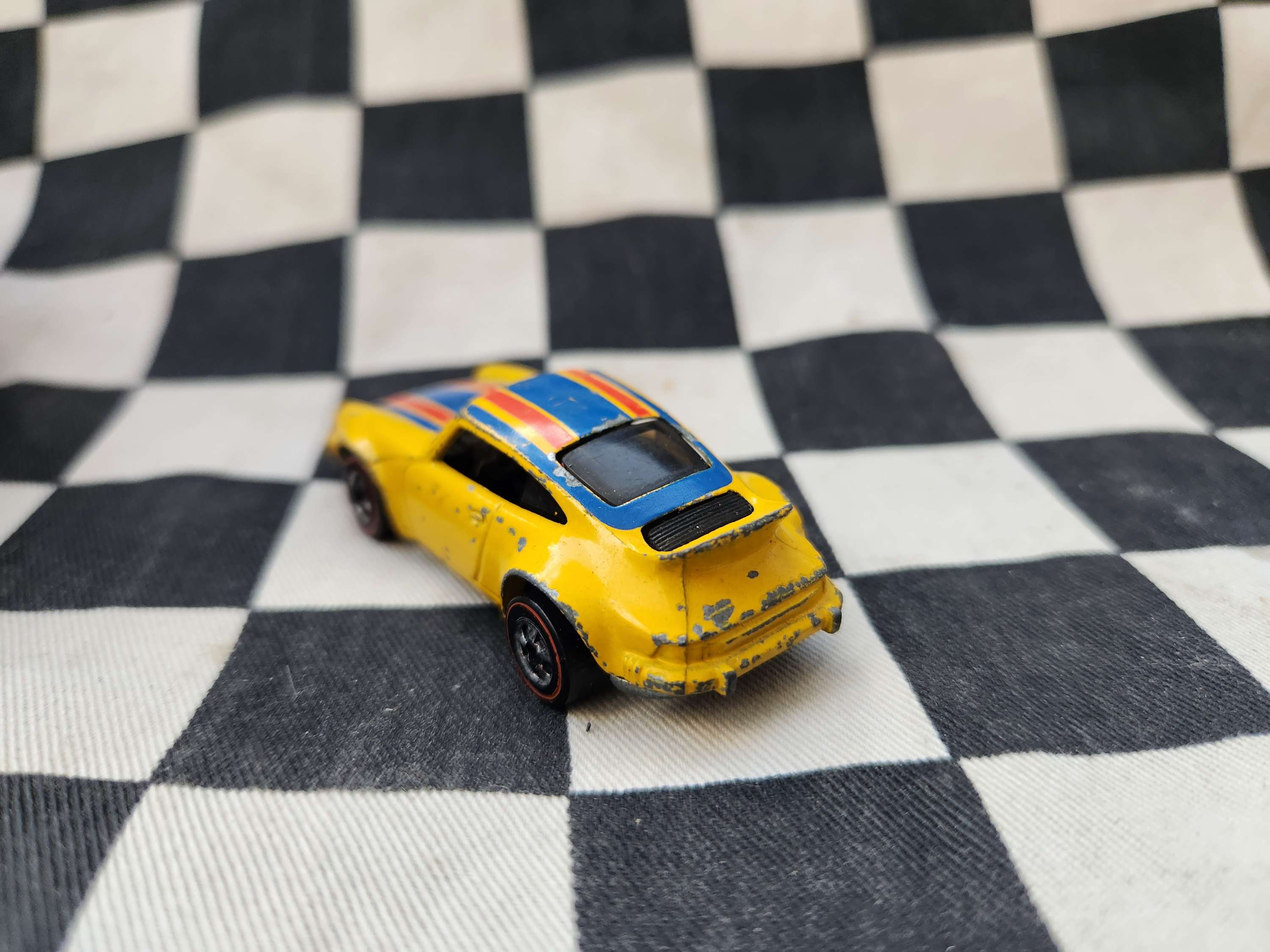 Vintage Loose Hot Wheels Redline Porsche P 911 Yellow Enamel