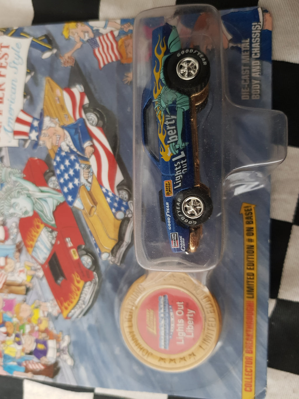 Johnny Lightning DRAGSTERS Lights Out Liberty Barracuda