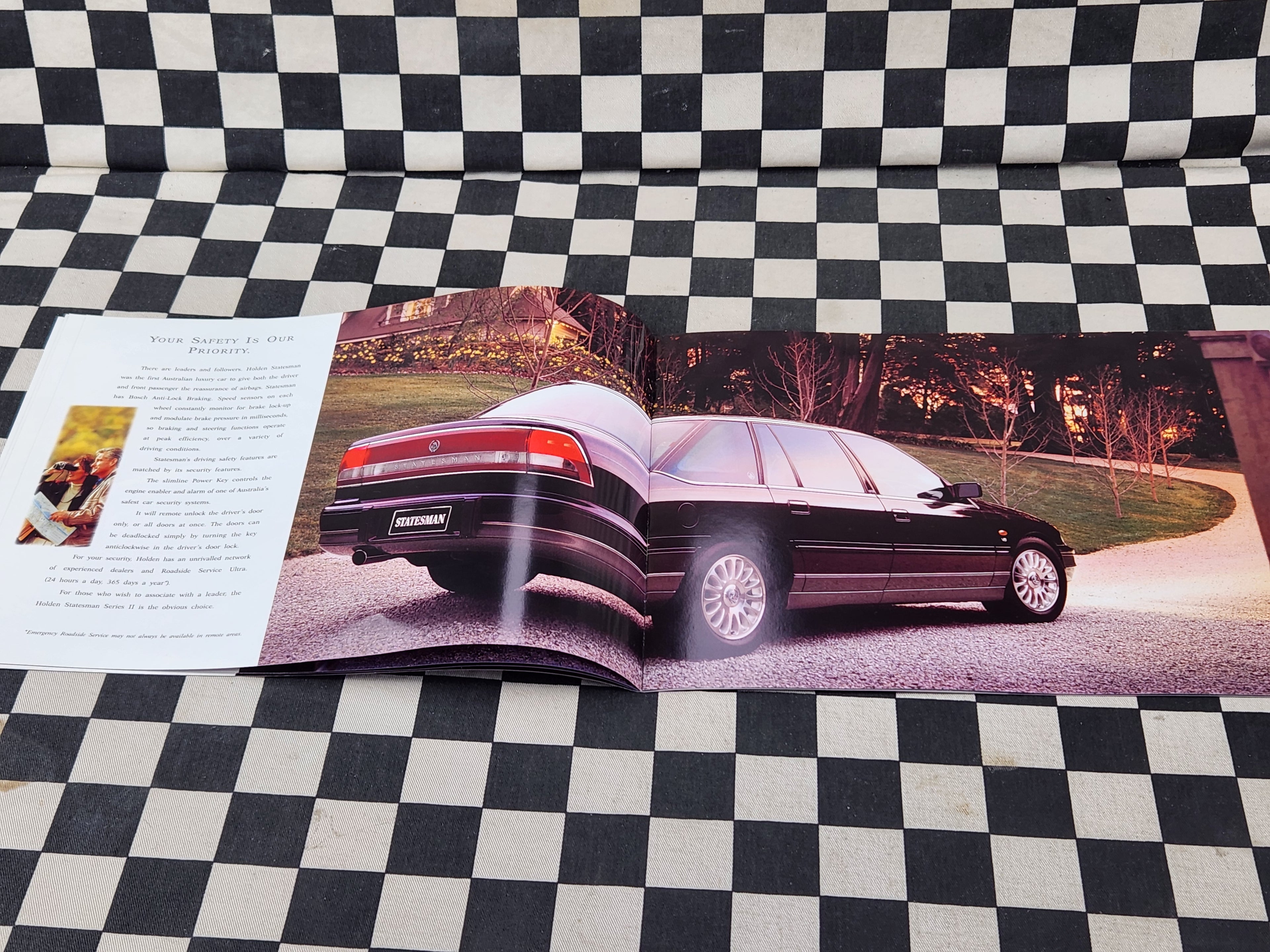 Holden Statesman VS Series II Sales Brochure Set