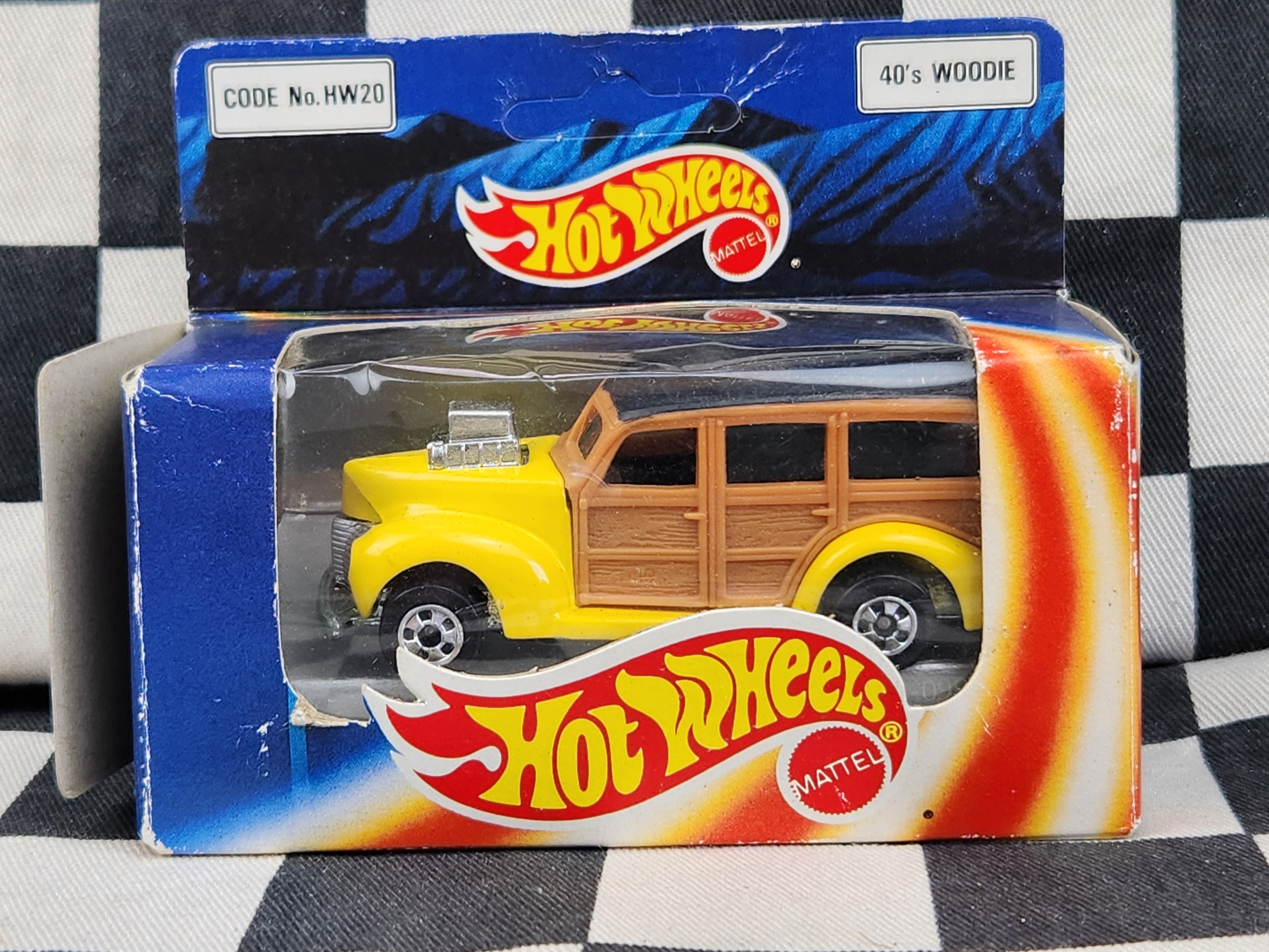 Vintage Hot Wheels Boxed 40s Ford Woody Blackwalls yellow