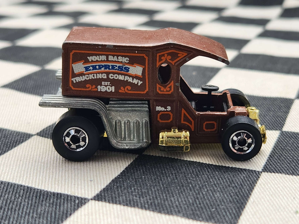Vintage Loose Hot Wheels T Totaller Brown Gold base Nice!