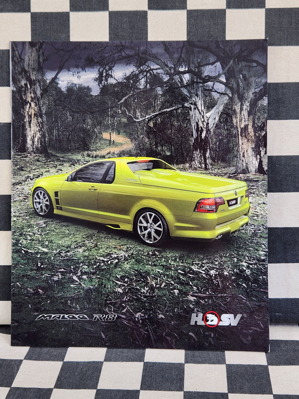 HSV Holden Commodore VE Maloo R8 Sales Brochure