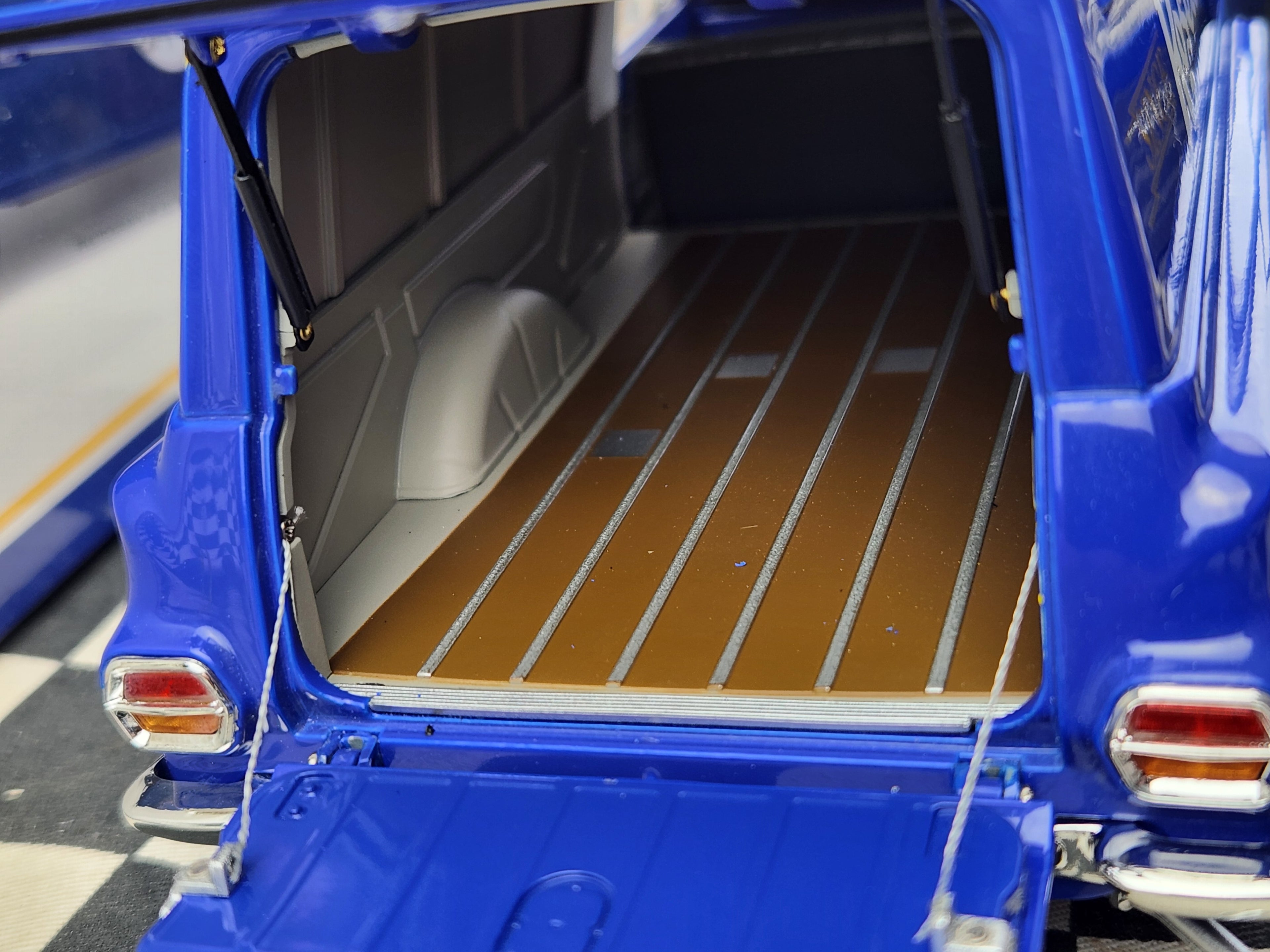 Classic Carlectables 1:18 Holden EH Panel Van Rosella