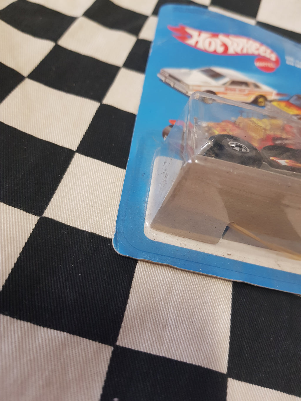 Vintage Hot Wheels 40 Ford 2 Door Blackwalls Unpunched Card