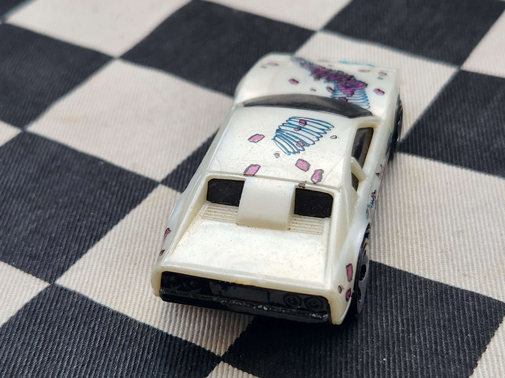 Vintage Loose Hot Wheels Ferrari 308 Quicksilver Series (New Scoop Casting)