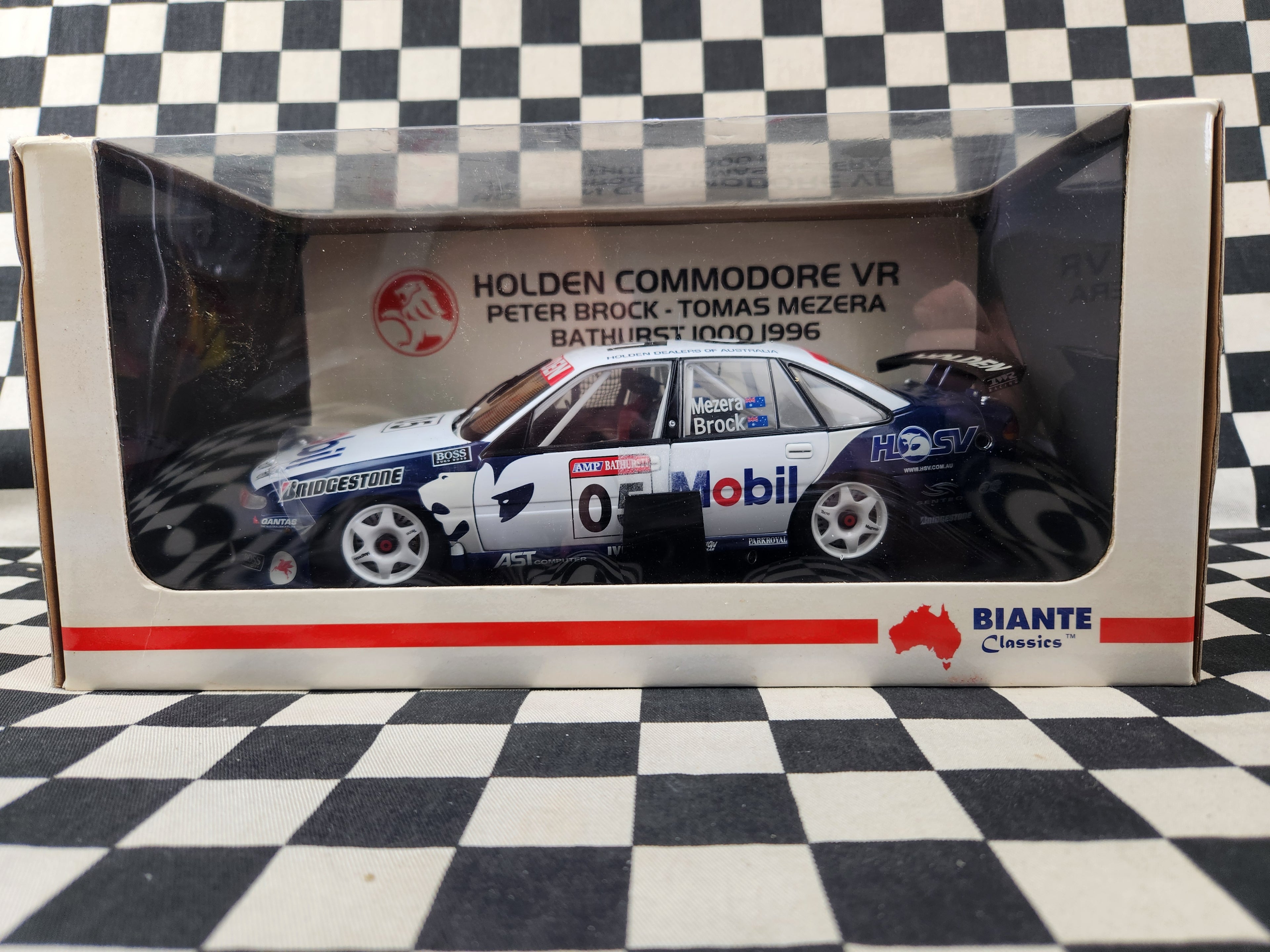 Biante 1:18 Peter Brock Collection Holden VR Commodore Bathurst 1996